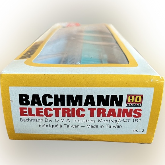 Bachmann “57’ Covered Steel Coil Car P.L.E.” Freight Train Car - Picture 3 of 4